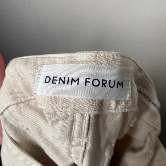 Aritzia Denim Forum 90’s High Rise Utility Shorts - Picture 6 of 8